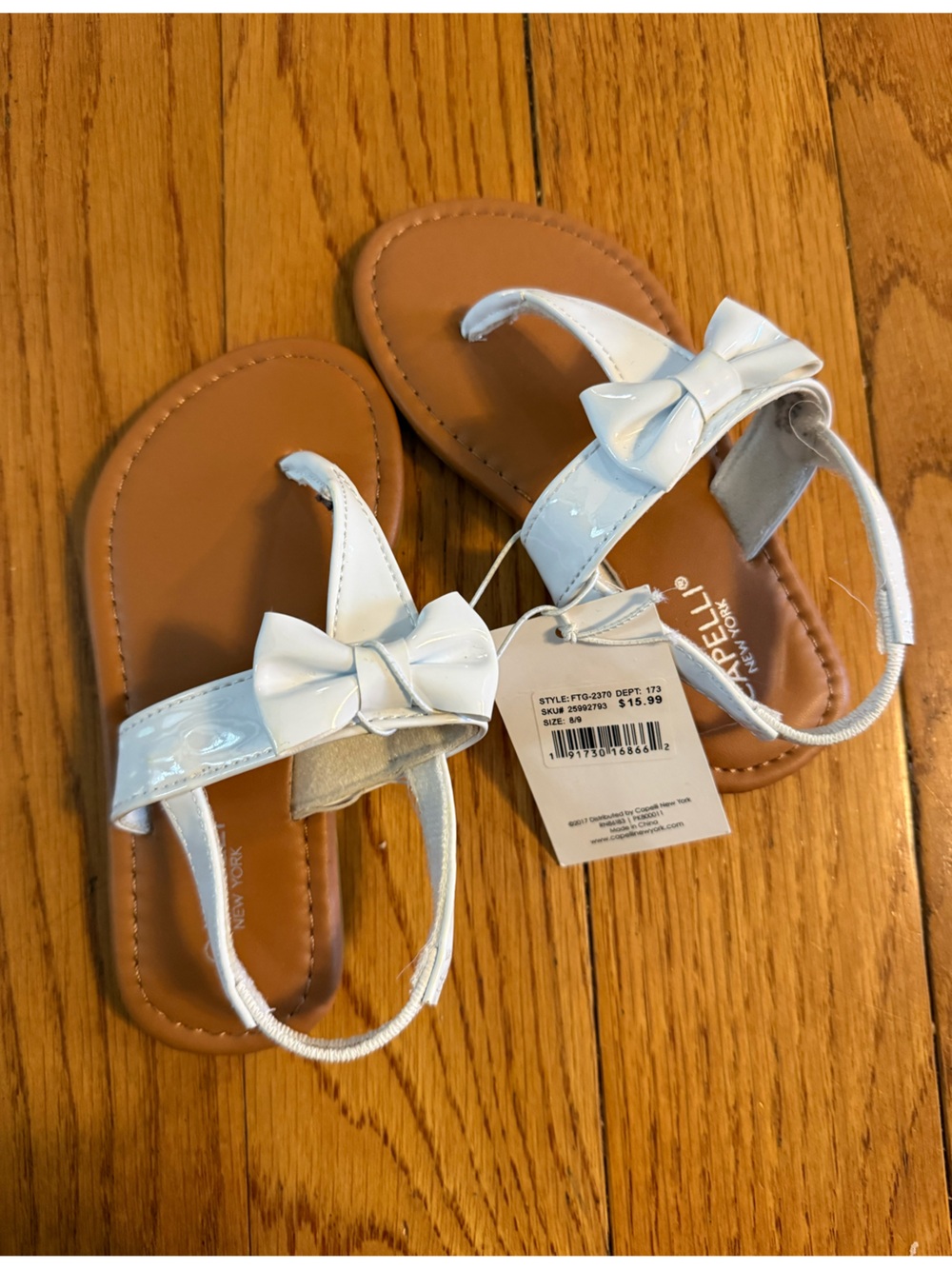 Capelli of New York White Patent Bow Toe-Post Sandals for Kids